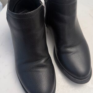 Avon Cushion Walk Booties